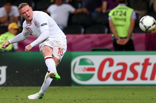 Inghilterra: Rooney carica la squadra