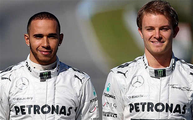 Mercedes, la battaglia tra Hamilton e Rosberg è trasparente