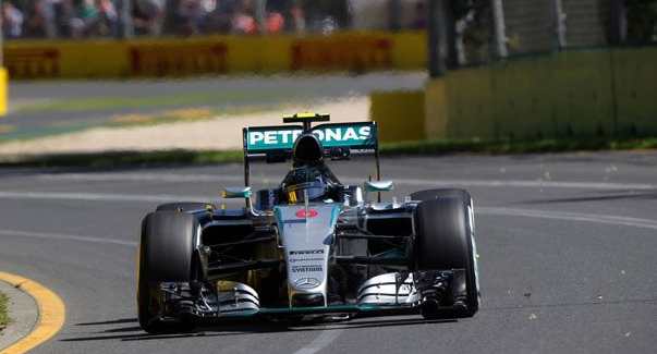 F1 Gp Cina prove libere: Hamilton davanti a Raikkonen, Vettel quarto