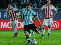 Messi in Argentina-Paraguay