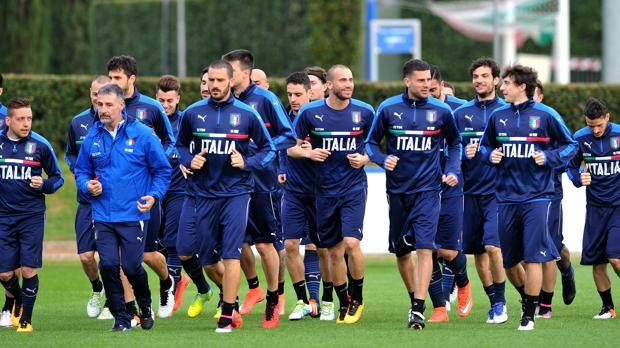 Nazionale, Stage Pre-Euro: Sette Nuovi, Fuori Pirlo E Giovinco; Bonucci ...