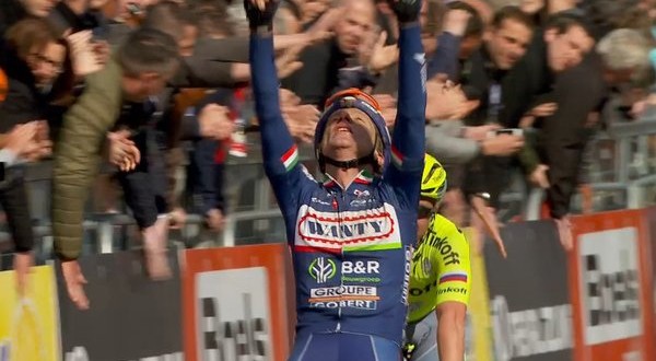Amstel Gold Race 2016, immenso Gasparotto nel segno di Demoitié
