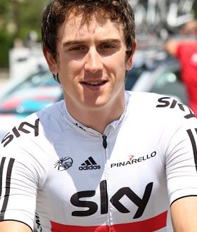 Team Sky, Geraint Thomas alza bandiera bianca: ritiro dal Giro 100