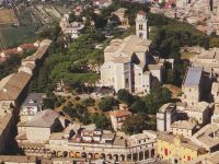 fermo