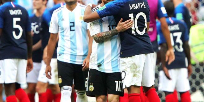 Mondiali Russia 2018, Francia annienta Argentina, Uruguay batte Portogallo: Messi e CR7 fuori