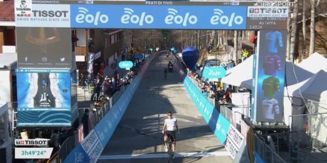 Pogacar ribalta la Tirreno-Adriatico 2021: tappa e maglia azzurra a Prati di Tivo