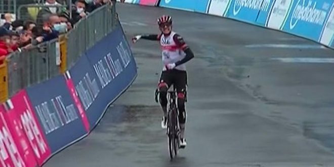Giro d’Italia 2021, Dombrowski primeggia a Sestola. De Marchi in rosa