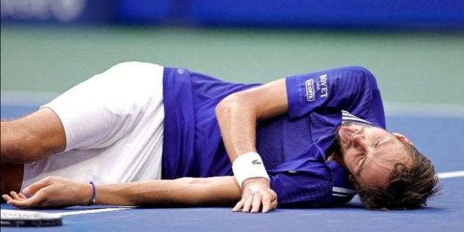 Djokovic Ko, addio Grande Slam: Medvedev trionfa agli US Open 2021