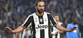 Higuain Juve-Napoli, Serie A. LaPresse.jpg