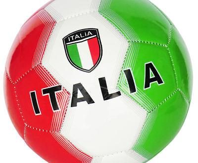 La Magia della Fisica nel Volo del Pallone da Football